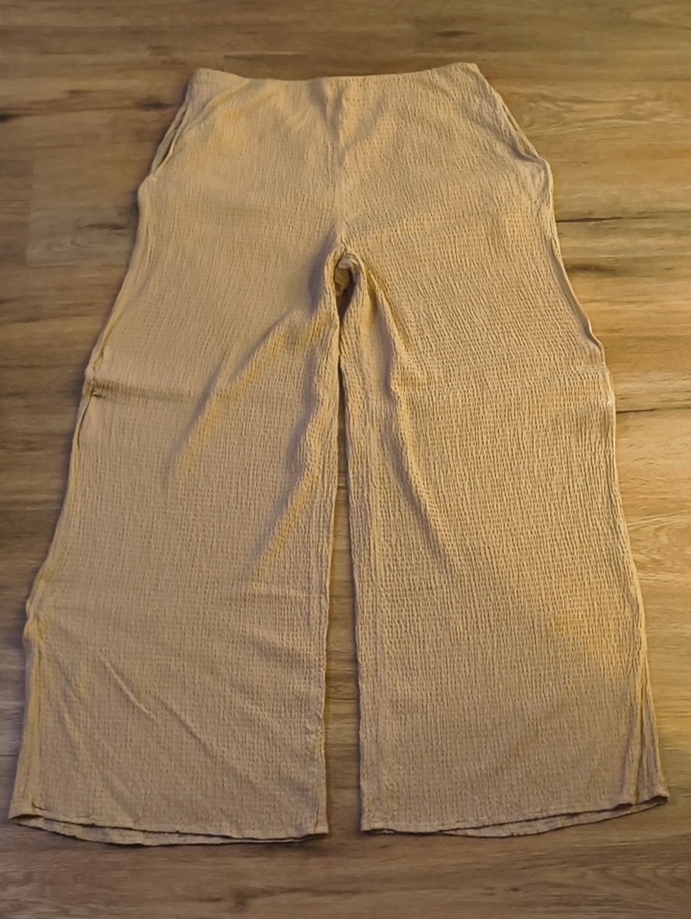 Bella Dahl Wide-Leg Crinkle Pants in Beige